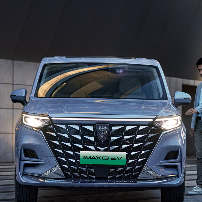 2023 MPV EV Car 7 ที่นั่ง Roewe Imax8 สําหรับการเดินทาง 0